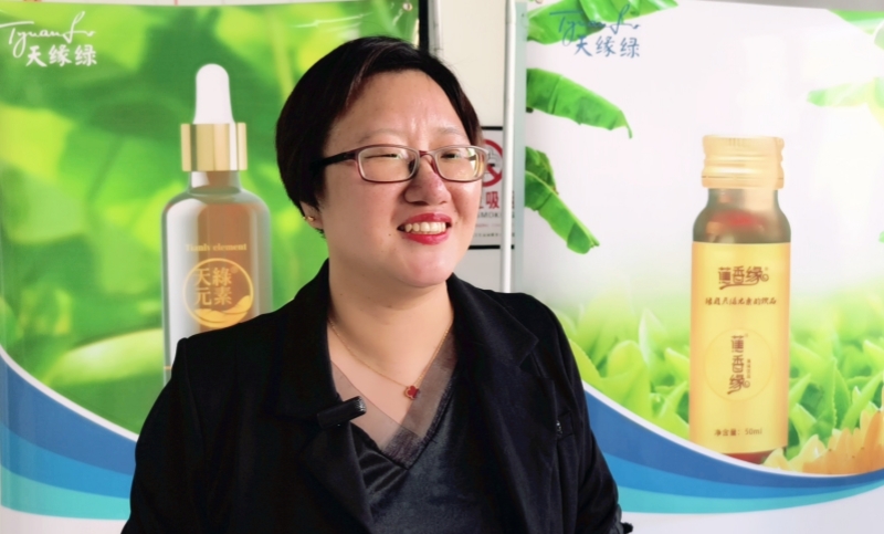 市民單女士接受采訪(fǎng)-卓越 攝.jpg